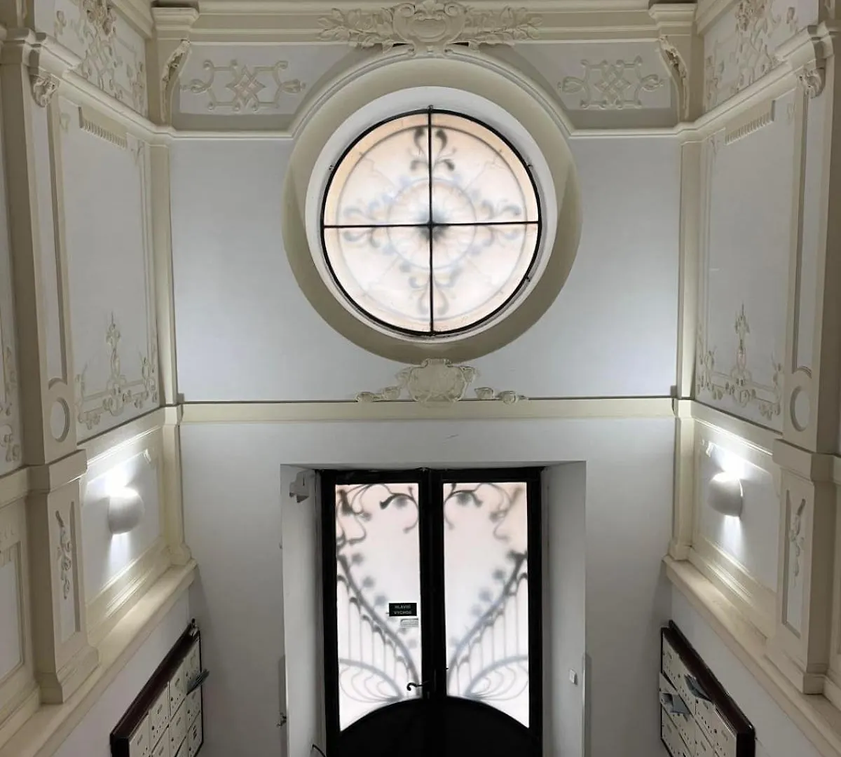 Apartamento Comfortable And Cosy Apt A Few Steps From Dancing House And Naplavka Dance Praga