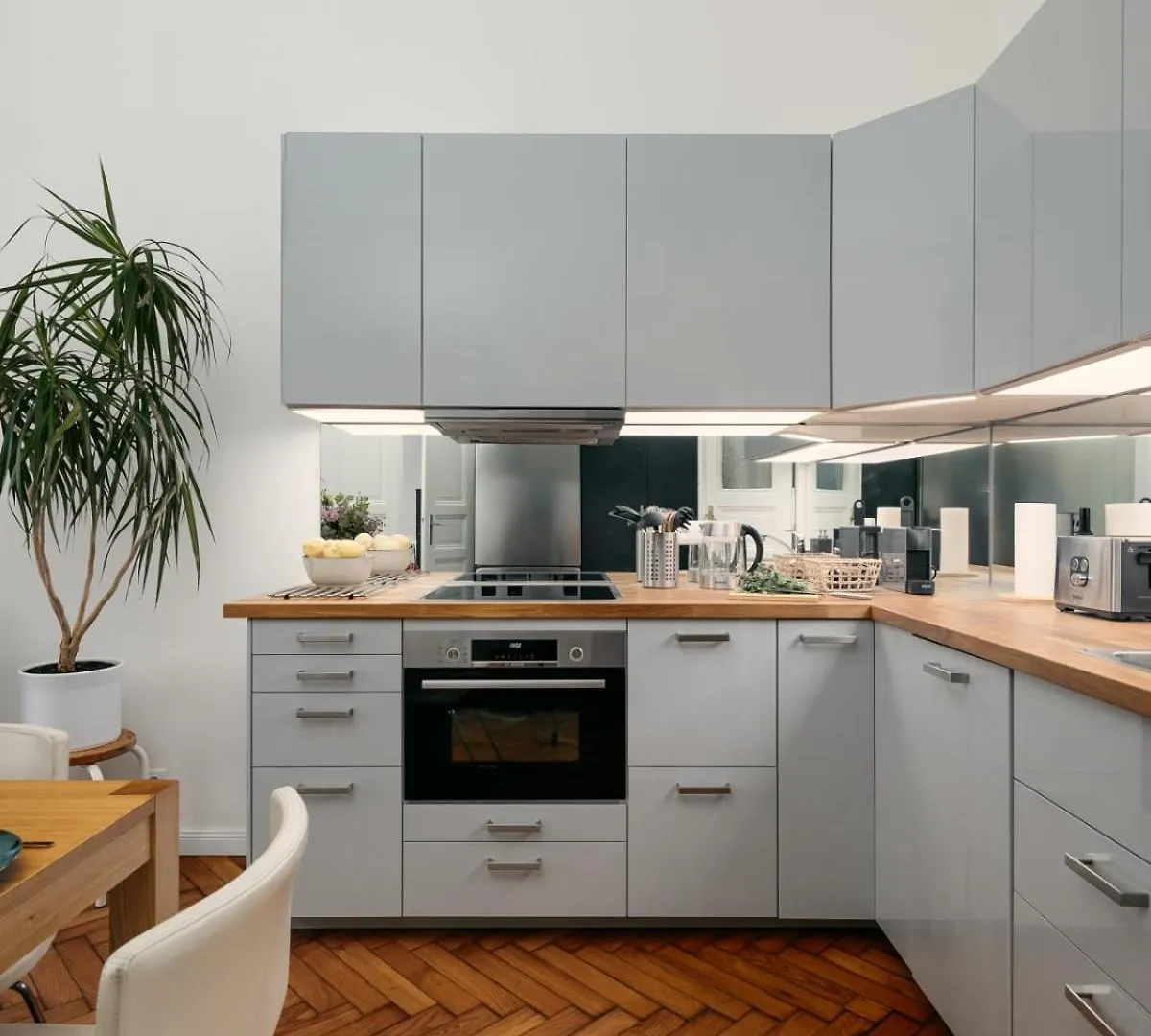 Apartamento Comfortable And Cosy Apt A Few Steps From Dancing House And Naplavka Dance Praga