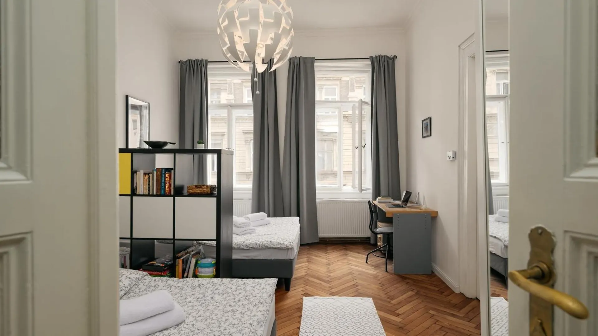 Comfortable And Cosy Apt A Few Steps From Dancing House And Naplavka Dance Praga