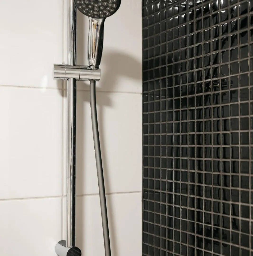 Apartamento Comfortable And Cosy Apt A Few Steps From Dancing House And Naplavka Dance Praga República Checa