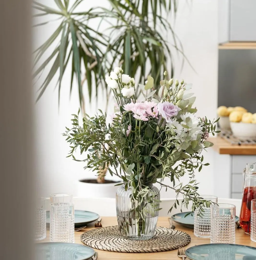 Comfortable And Cosy Apt A Few Steps From Dancing House And Naplavka Dance Praga