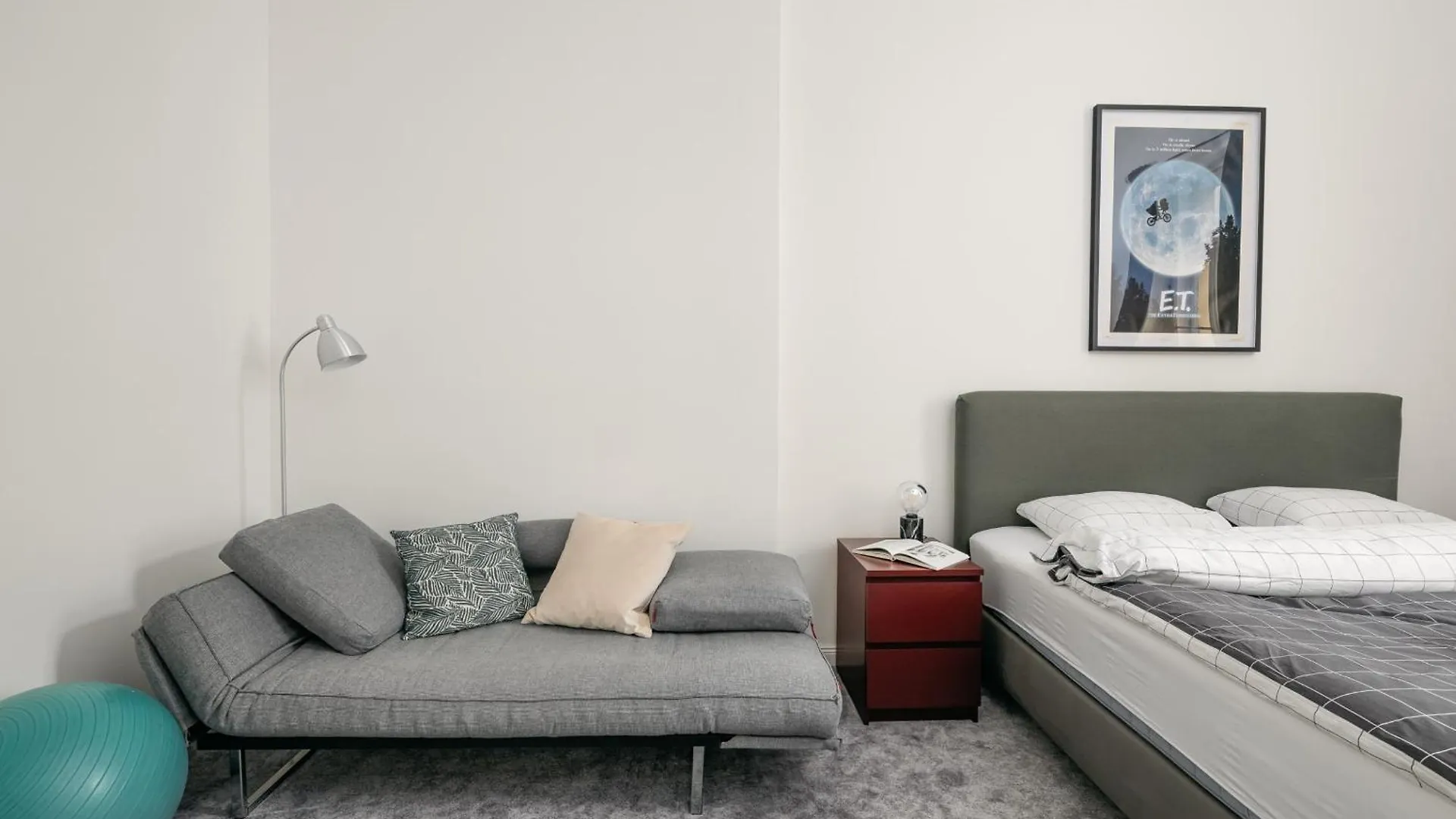 Comfortable And Cosy Apt A Few Steps From Dancing House And Naplavka Dance Prague 0*,